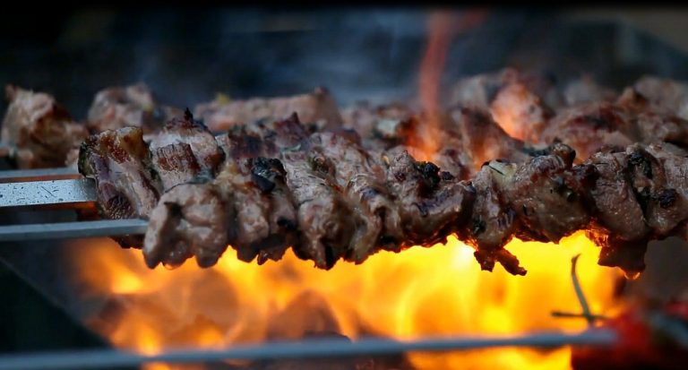 BBQ Cateraar | De Mobiele BBQ